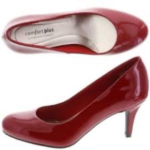 Naturalizer Red Patent Leather Heels size 8